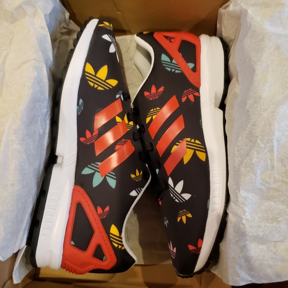 Adidas Womens Running Shoes Size 6.5Y/8W - Picture 16 of 16